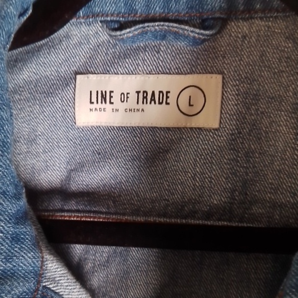 Women's Denim jacket - Picture 4 of 5